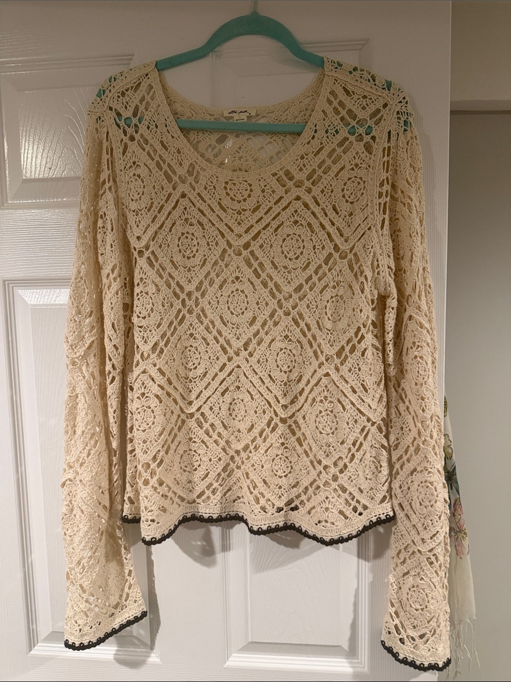Ultra Pink Crochet Lace Long-Sleeve Top in Cream with Black Trim LG